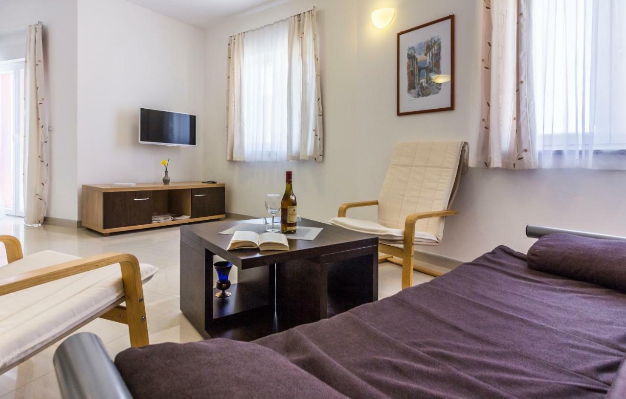 Apartman Kp Medulin Kültér fotó