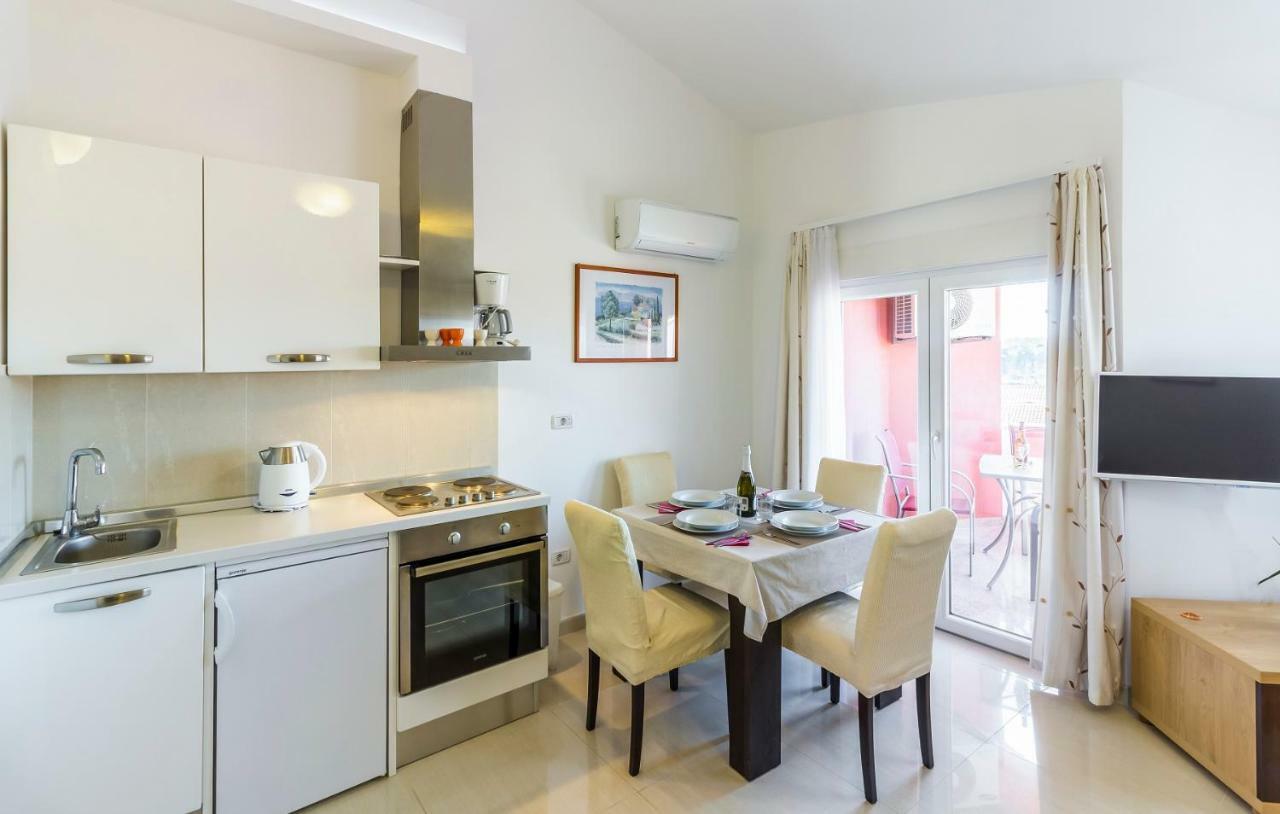 Apartman Kp Medulin Kültér fotó