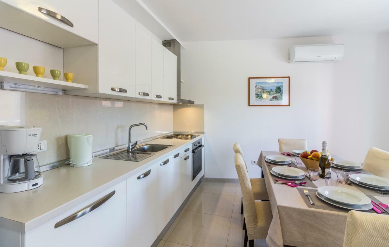 Apartman Kp Medulin Kültér fotó